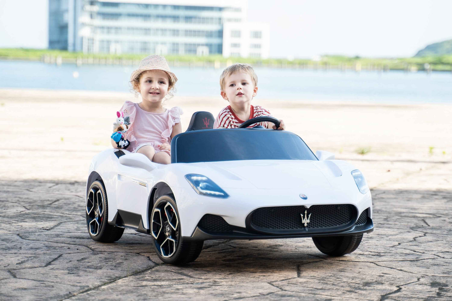 2026 Maserati MC20 Kids Ride On Car 24V 4X4 Deluxe 2 Seater