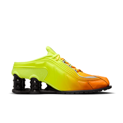 Nike x Martine Rose 'Shox MR4' Shoes - Safety Orange