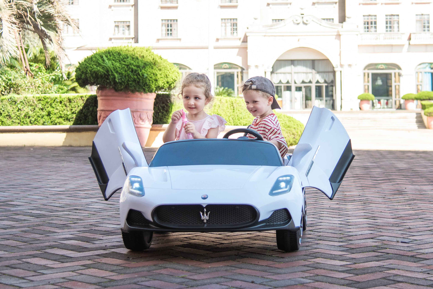 2026 Maserati MC20 Kids Ride On Car 24V 4X4 Deluxe 2 Seater
