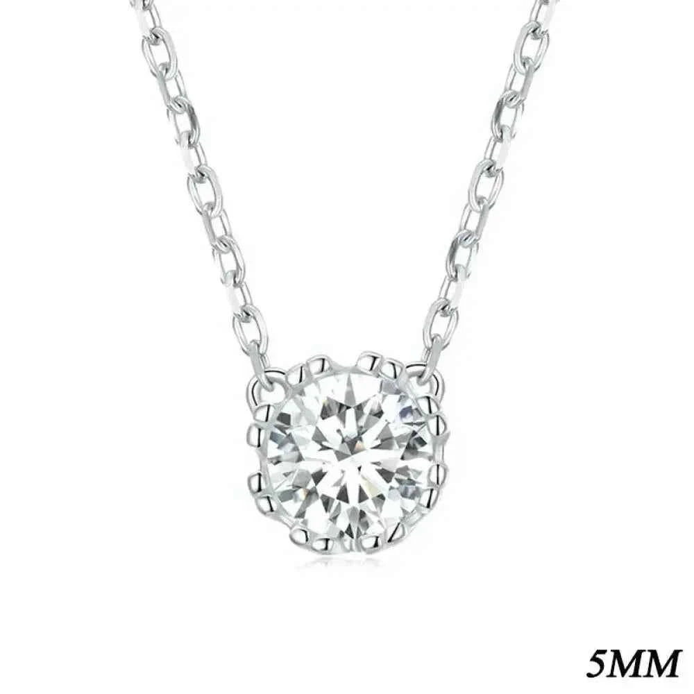 Gorgeous Shiny Choker - 925 Sterling Silver Geometric Cut Zircon Pendant Necklace
