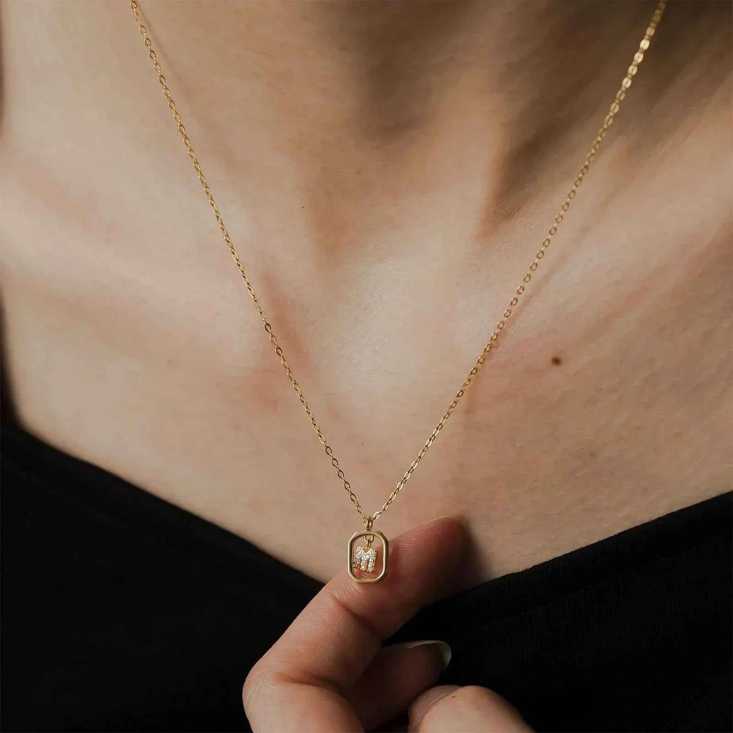 Personalized Initial Necklace in 925 Sterling Silver