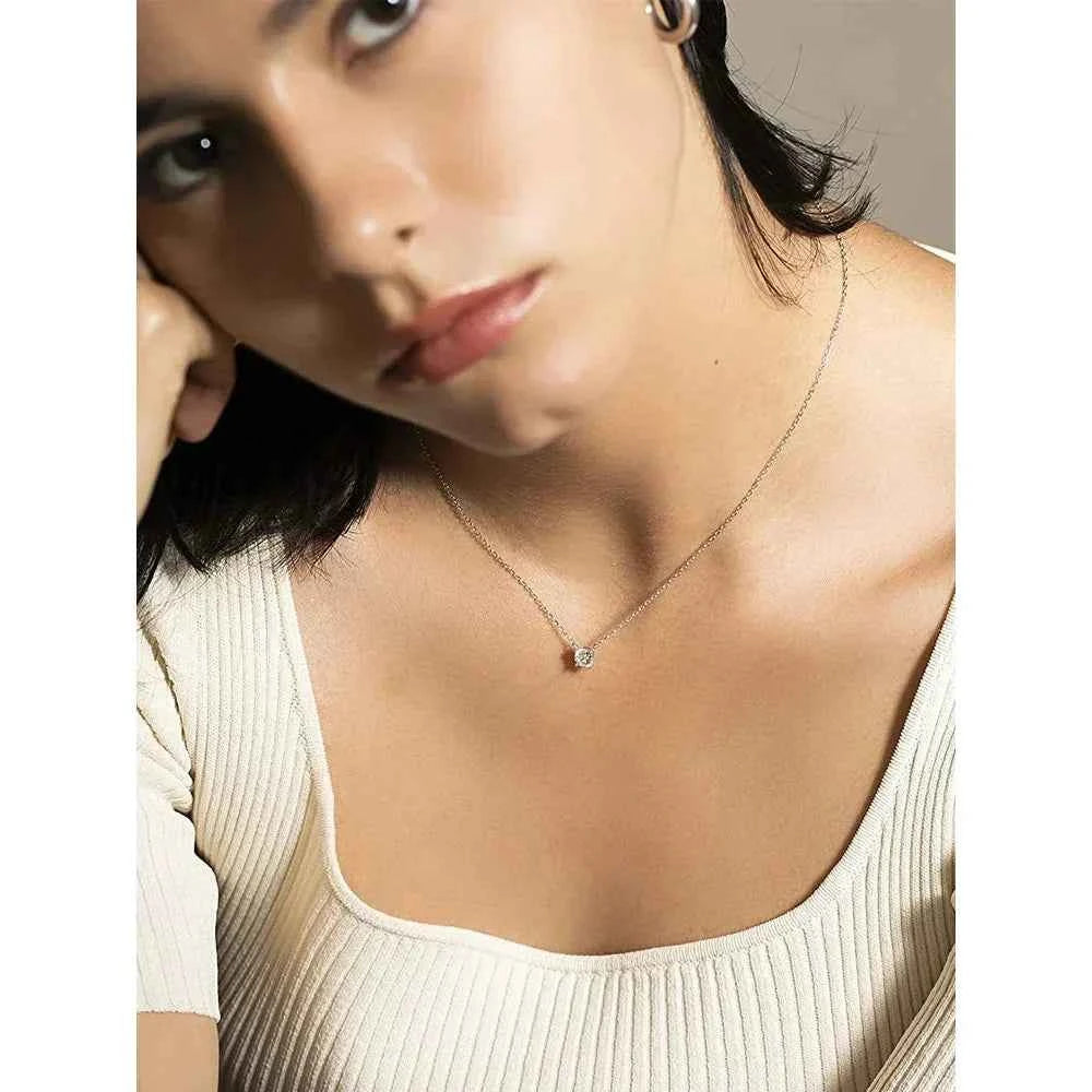 Gorgeous Shiny Choker - 925 Sterling Silver Geometric Cut Zircon Pendant Necklace