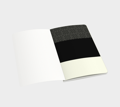 Small Notebook Esto for Everyday Writing and Notes