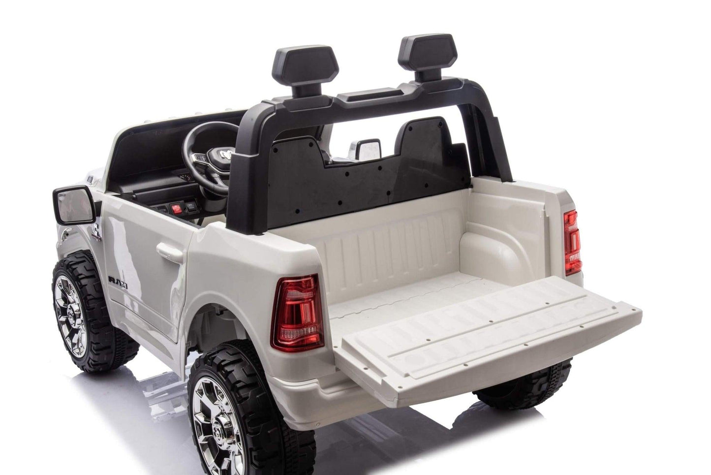 White Complete Edition XXL 2-Seater 4x4 RAM 3500 Ride-On Truck