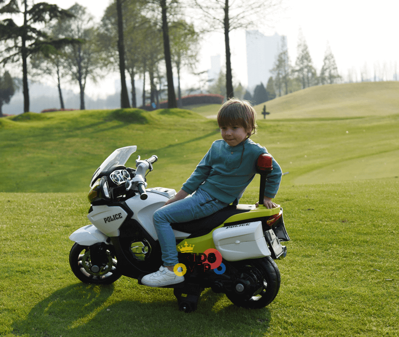 24V Police Officer Edition Kids' Motorcycle W/ Rubber Wheels, Emergency Siren, Lights & Music